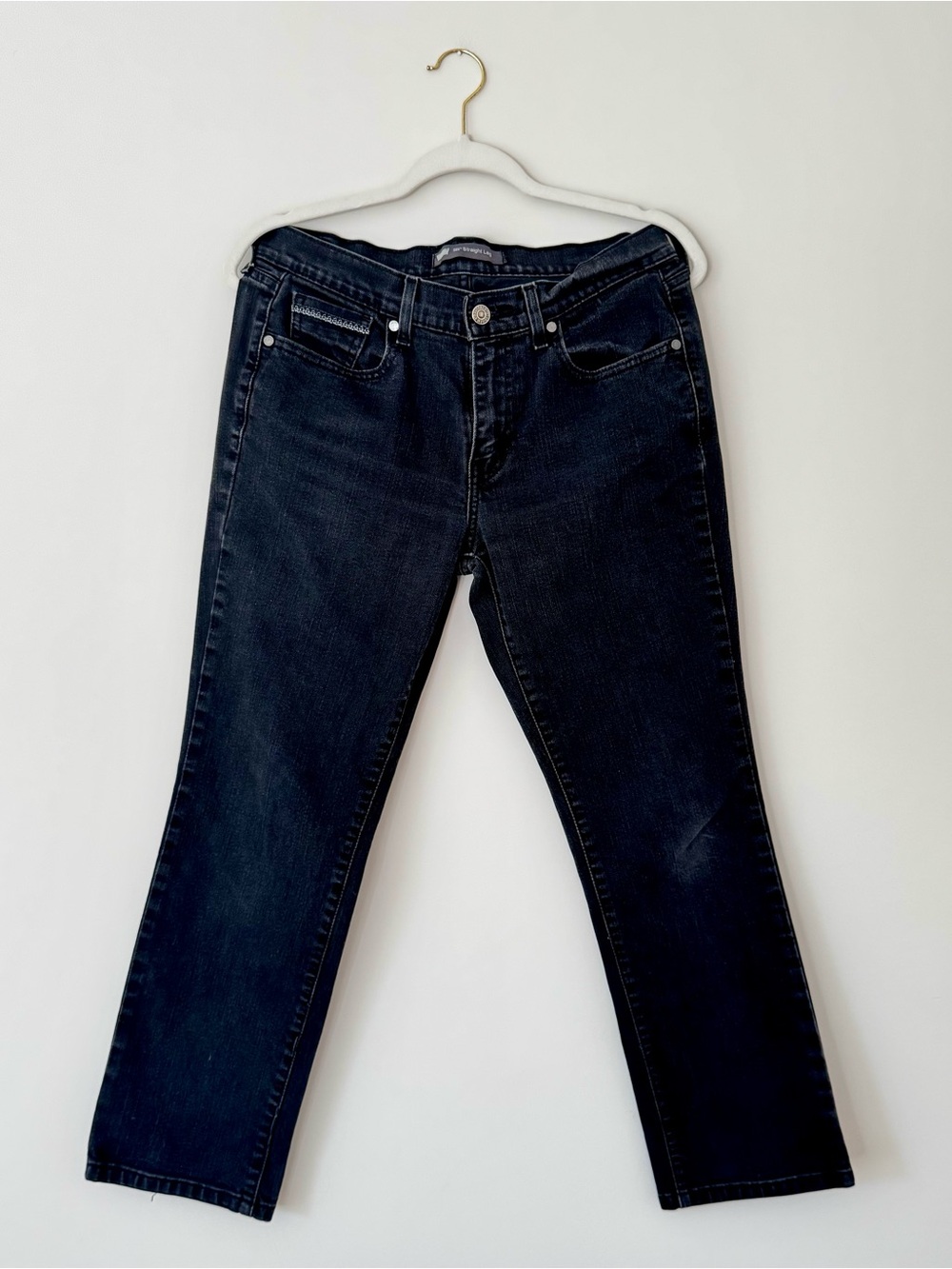Levi’s 505 Straight Leg Mid Rise Embroidered Pockets, Vintage Wash Black – 30